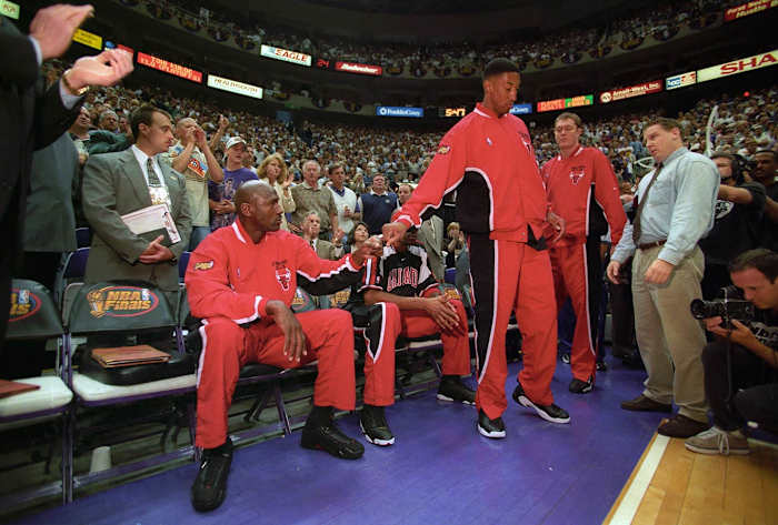 1998-0614-Michael-Jordan-Scottie-Pippen-080098813.jpg